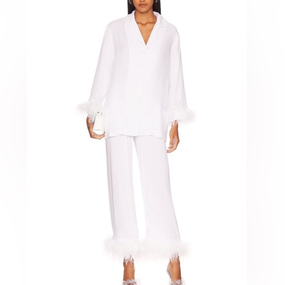 Sleeper Elegant White Pajama Set with Feather Details